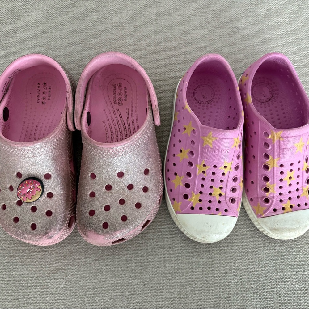 Kids Pink Sparkling Crocs and Native with stars Set